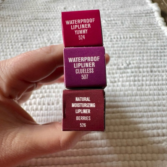 NIB - (3) IL MAKIAGE Lipliner Bundle - Yummy, Clueless, Berries - Picture 2 of 4
